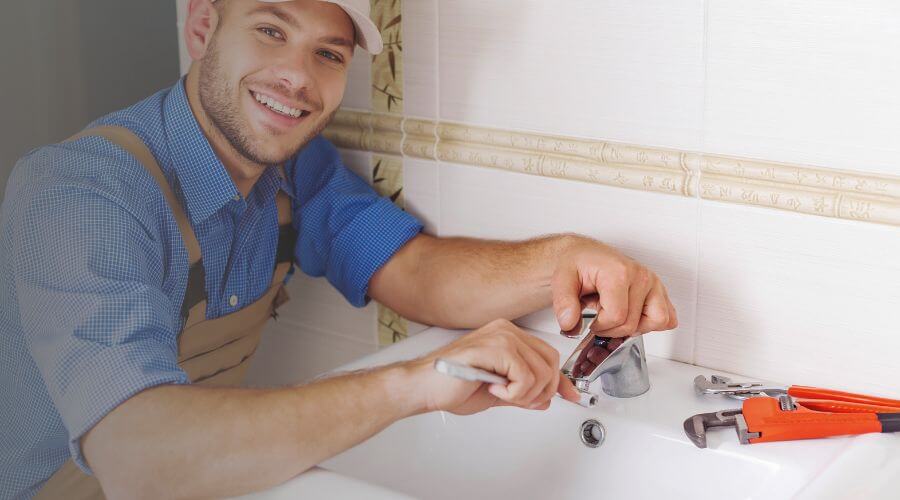 Professional clogged drains services in New Effington, SD